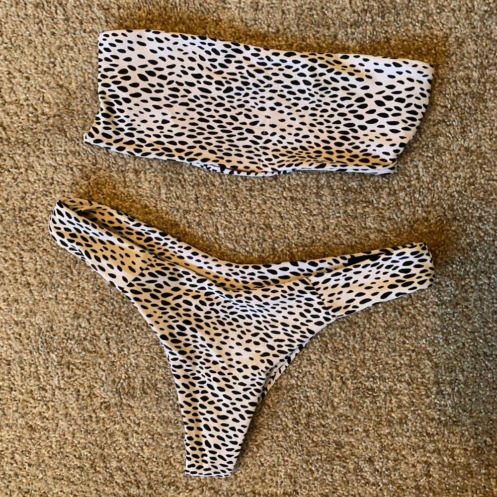 Blackbough swim high cut bikini